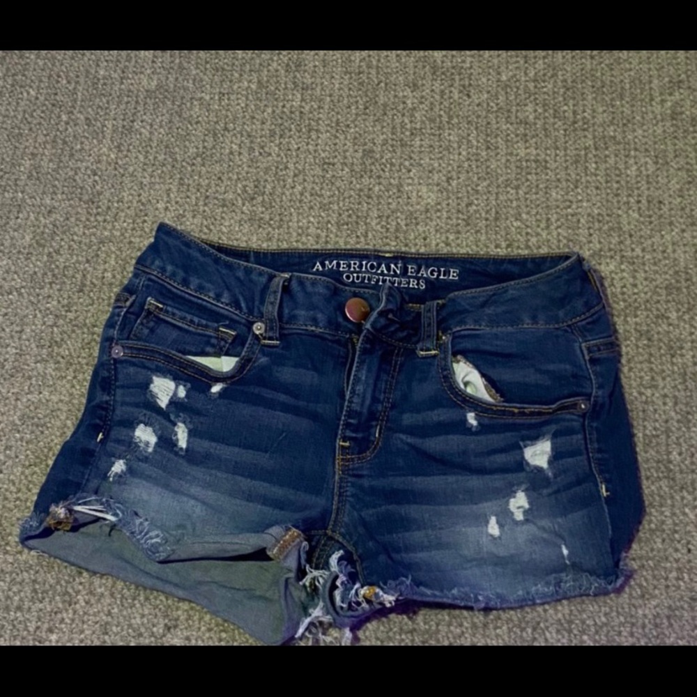 navy blue jean shorts in super good condition!